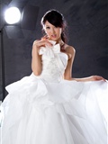 Studio Photo] Jill Weiting's white wedding dress(8)